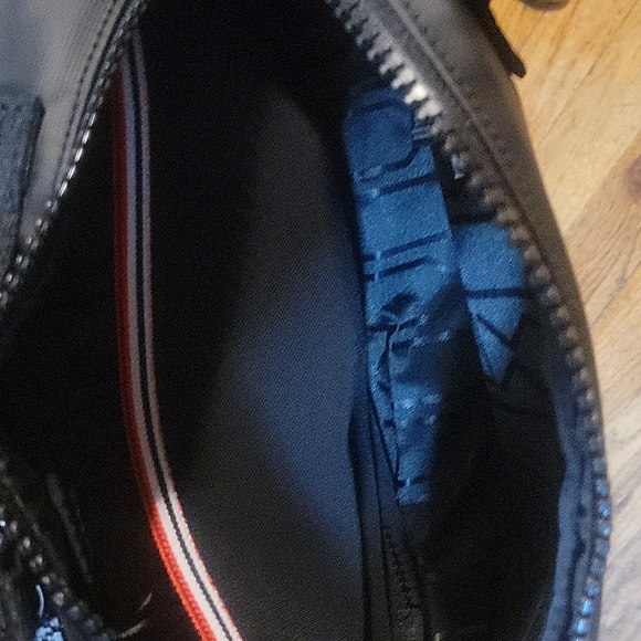 Hunter Bag - Picture 7 of 9